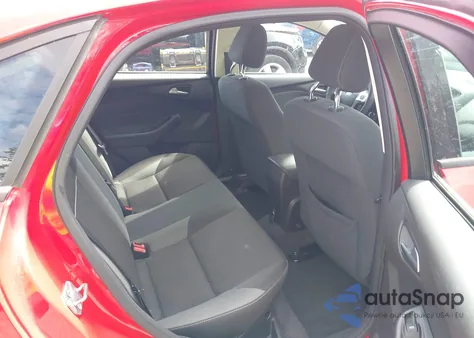 2012 Ford Focus Se z USA, uszkodzony, nr VIN 1FAHP3F23CL196937